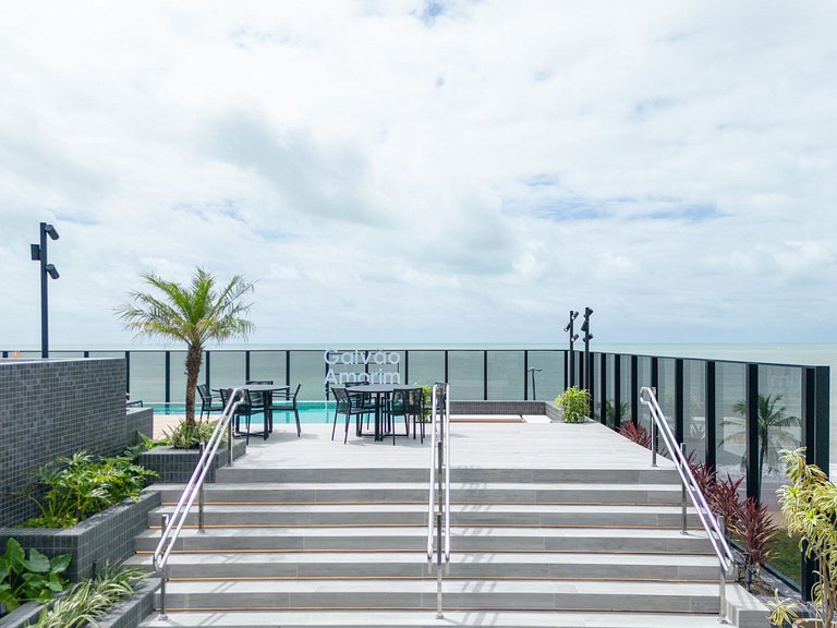 Vista Frente Mar Incrível, Varanda e Melhor Localização