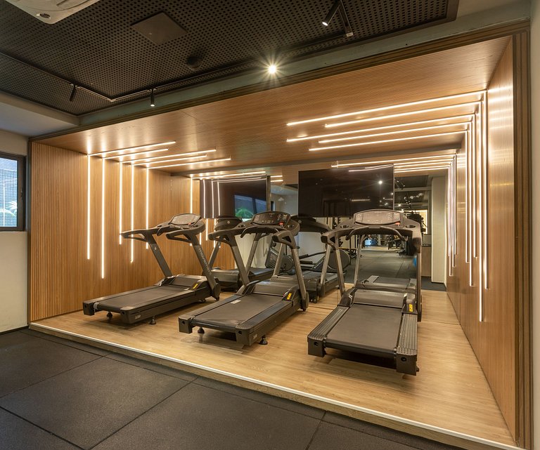 Beira-mar | Varanda | Ótima Localização | Wi-fi