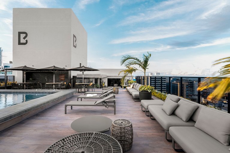 Conforto | Vista | 200m da Praia | Área Turística