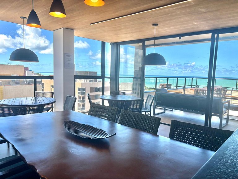 Studio Incrível + Varanda | 200m da Praia