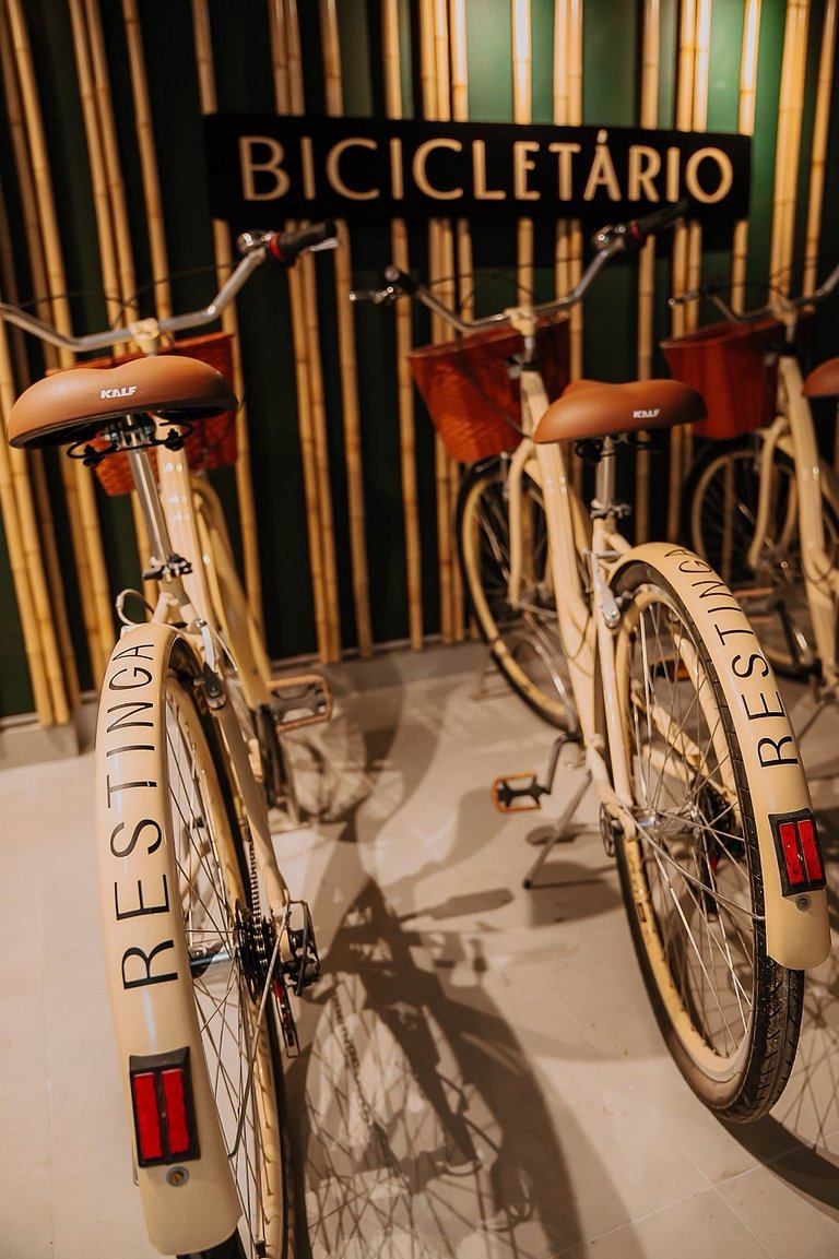 Estúdio c/ Terraço | Beira Mar c/ Piscina