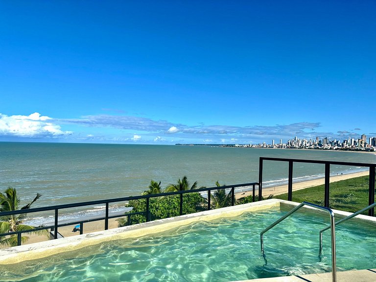 Estúdio c/ Varanda & Vista | Beira Mar c/ Piscina