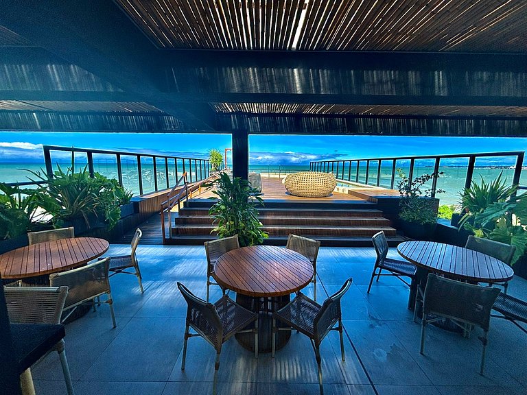 Estúdio c/ Varanda & Vista | Beira Mar c/ Piscina