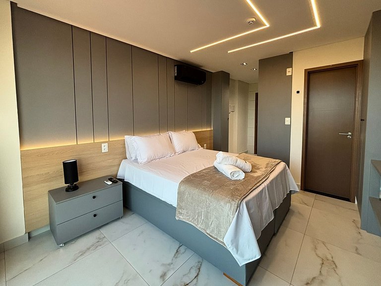 Apto Vista Mar – Piscina com Cenário de Paraíso