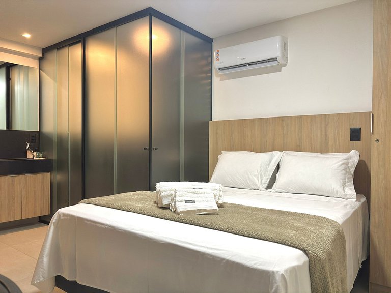 Studio moderno a 70m da praia | Get By Side