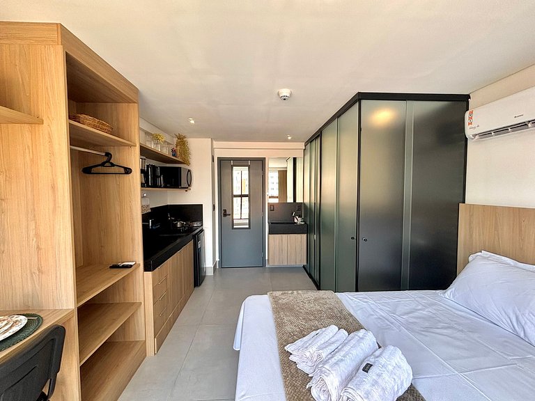 Studio moderno a 70m da praia | Get By Side