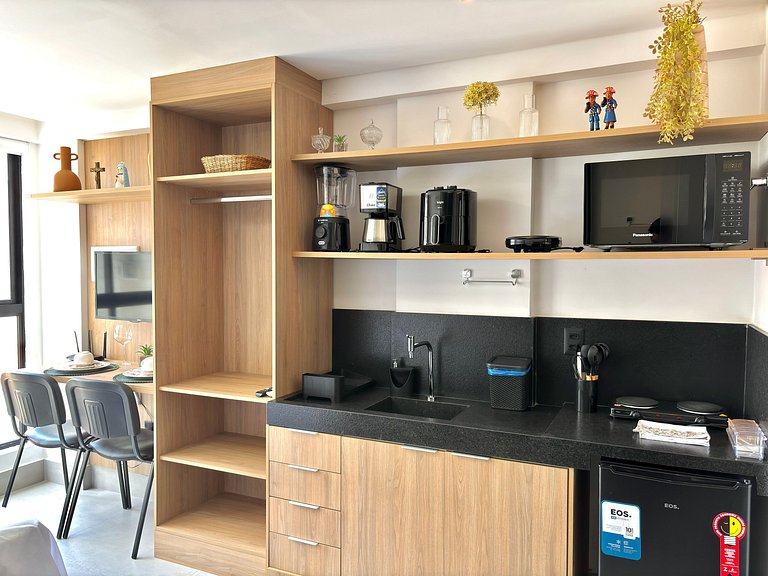 Studio moderno a 70m da praia | Get By Side