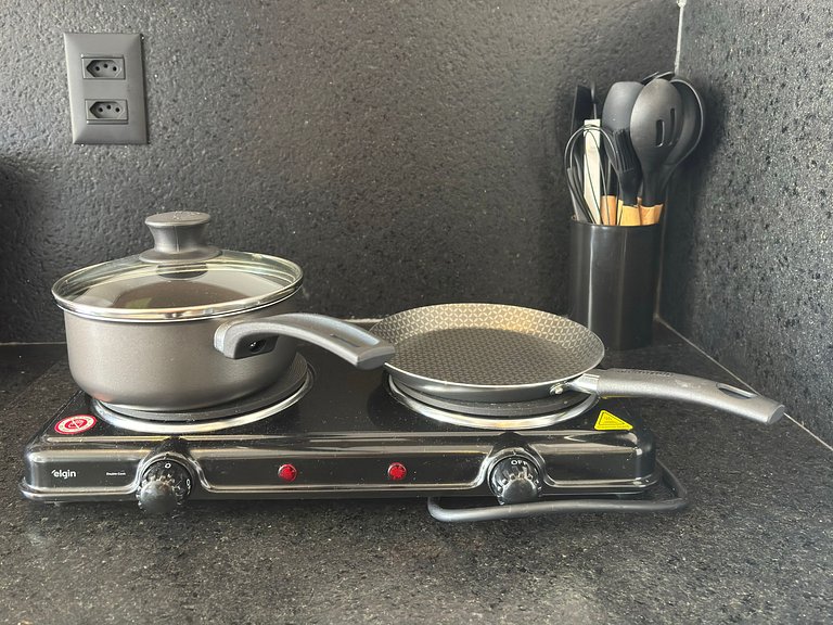 Studio moderno a 70m da praia | Get By Side