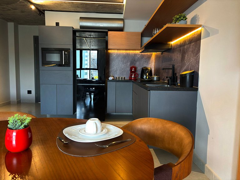 Studio completo | Praia e localização perfeita