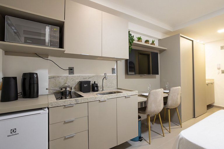 Beira-mar | Varanda | Ótima Localização | Wi-fi