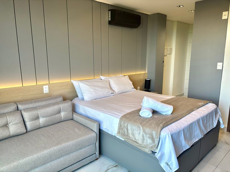 Apto Vista Mar – Piscina com Cenário de Paraíso