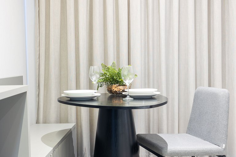 Refúgio Completo | 200 m da Praia | Área Turística