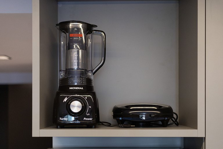 Conforto | Vista | 200m da Praia | Área Turística