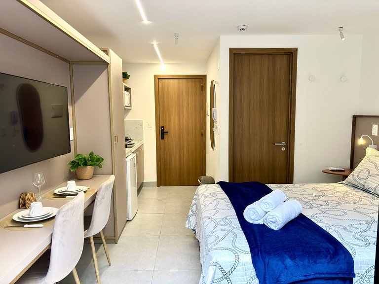 Estúdio c/ Terraço | Beira Mar c/ Piscina