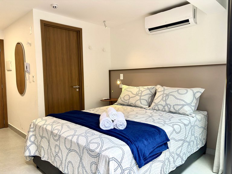 Estúdio c/ Terraço | Beira Mar c/ Piscina