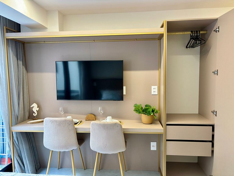 Estúdio c/ Terraço | Beira Mar c/ Piscina