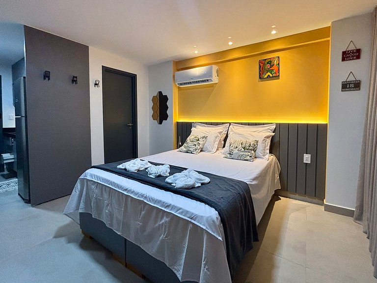 Studio Incrível + Varanda | 200m da Praia