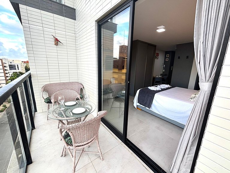 Studio Incrível + Varanda | 200m da Praia
