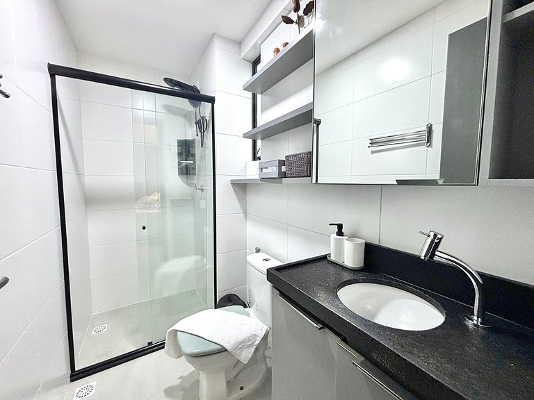 Vista Mar Incrível + Varanda | 200m da Praia