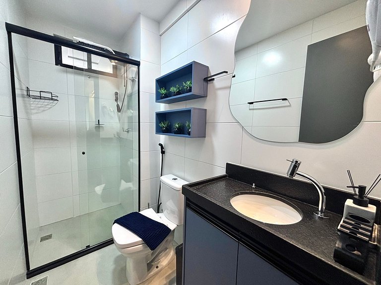 Completo | Praia a 120 Metros | Piscina Incrível