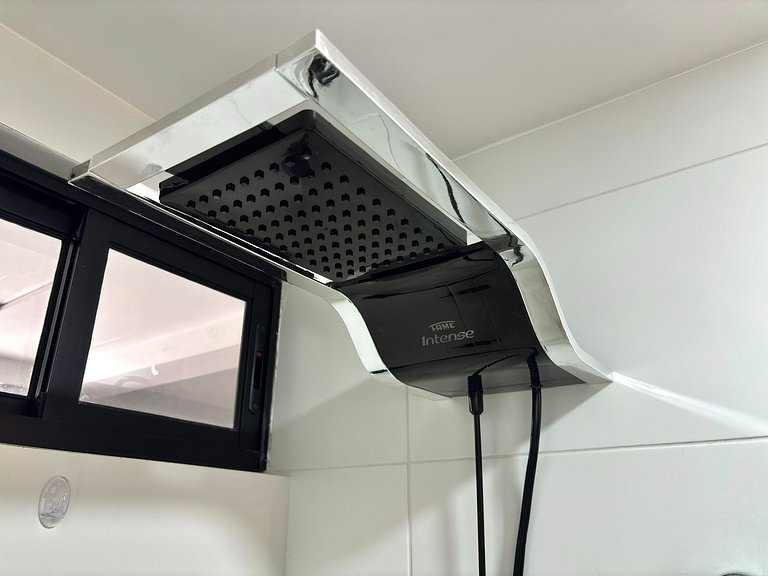 Completo | Praia a 120 Metros | Piscina Incrível