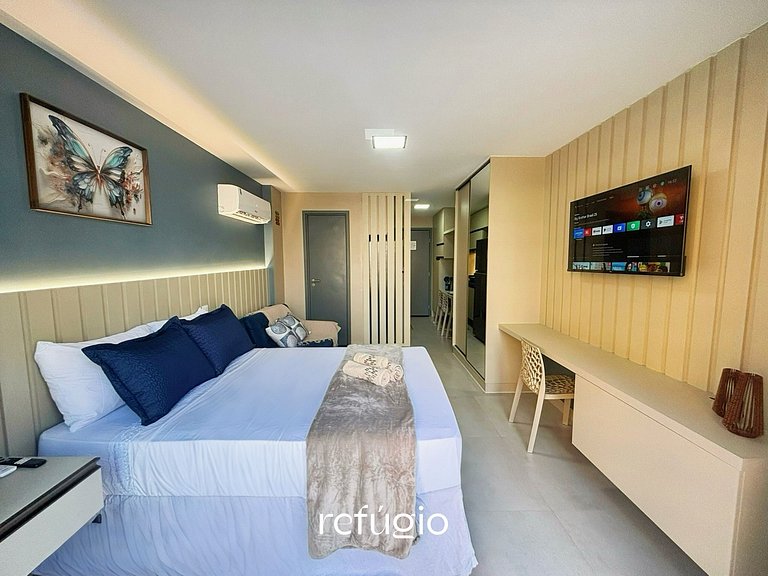 Praia a 120m! Apto Completo com Varanda e Conforto