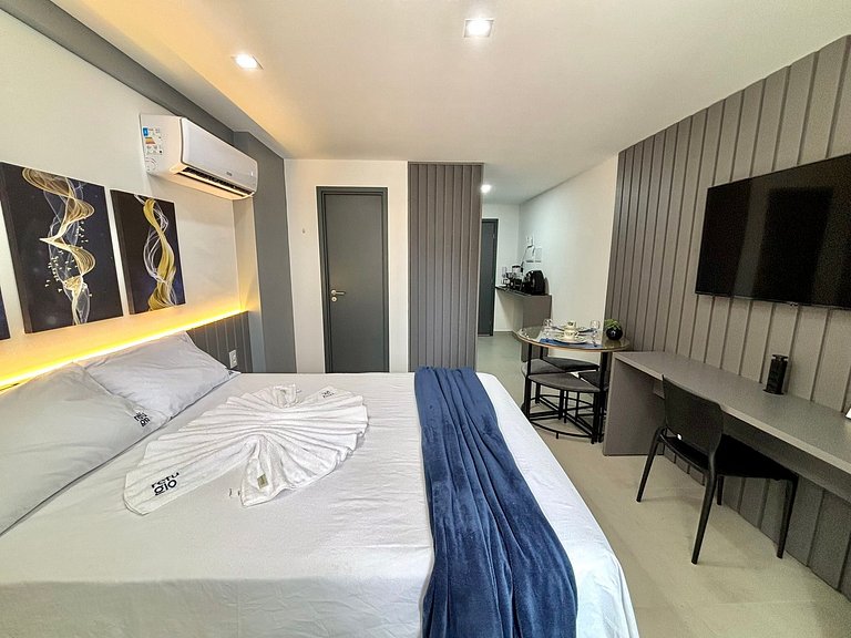 Conforto | Piscina Vista Incrível | 120m da Praia