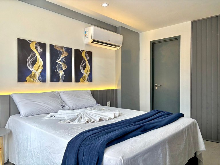 Conforto | Piscina Vista Incrível | 120m da Praia