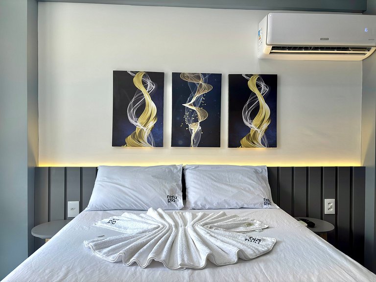 Conforto | Piscina Vista Incrível | 120m da Praia