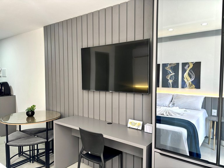 Conforto | Piscina Vista Incrível | 120m da Praia