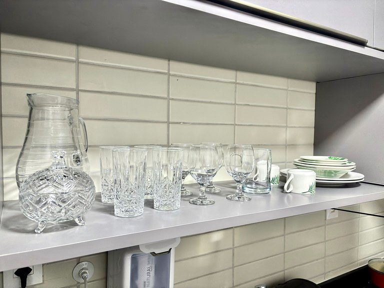 Conforto | Piscina Vista Incrível | 120m da Praia