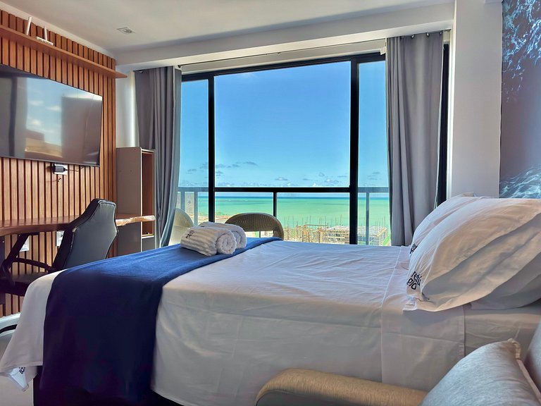 Vista Incrível | Varanda | Piscina | 120m da Praia