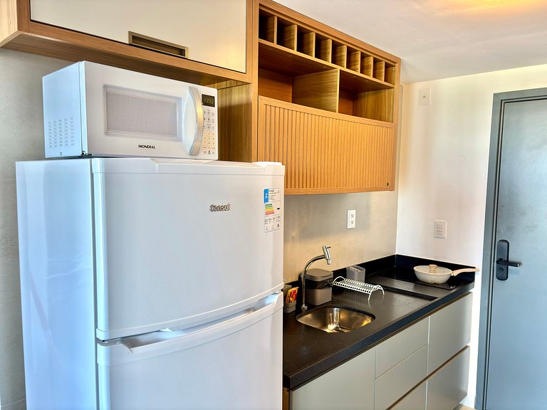 Vista Incrível | Varanda | Piscina | 120m da Praia