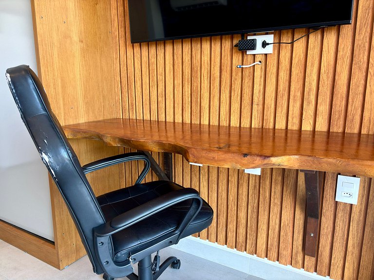 Vista Incrível | Varanda | Piscina | 120m da Praia