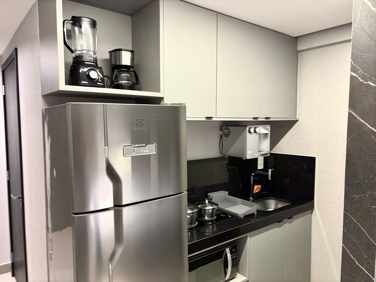 Conforto | Vista | 200m da Praia | Área Turística