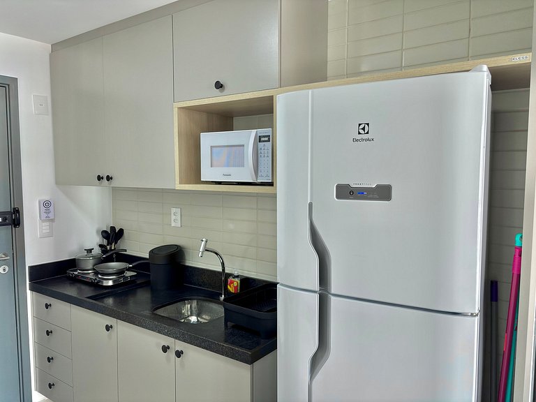 Piscina c/ vista incrível | Completo | Praia 120m