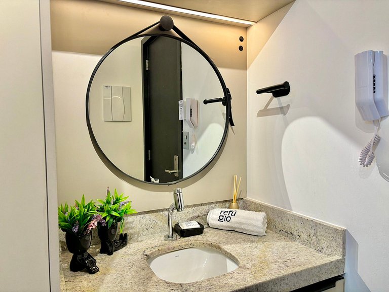 Beira-mar | Completo | Varanda | Localização