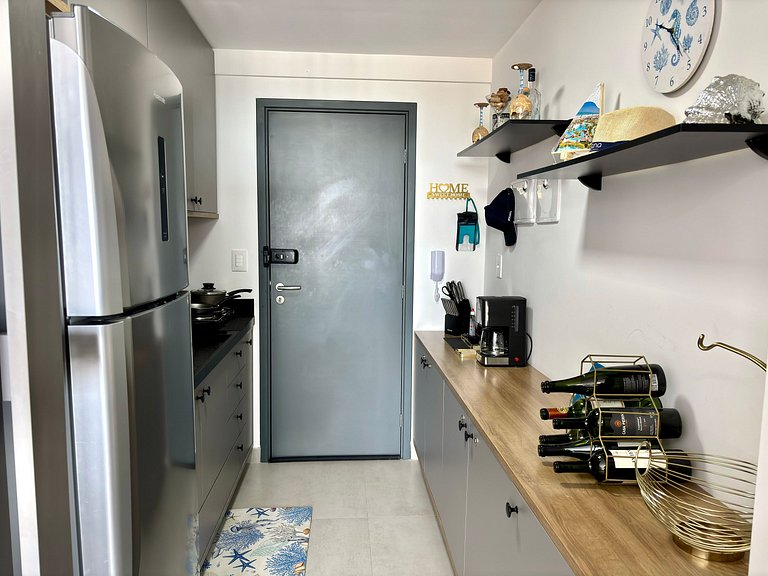 Vista Mar Incrível + Varanda | 200m da Praia