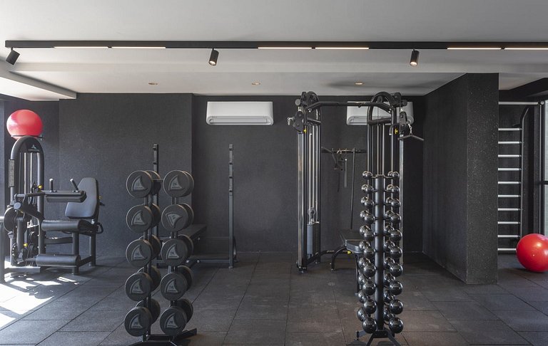 Studio Completo | Piscina e Academia