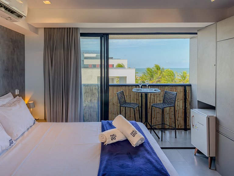 Estúdio c/ Varanda & Vista | Beira Mar c/ Piscina