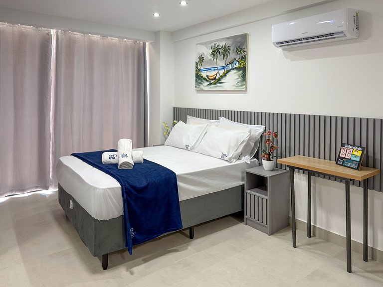 Apto Completo | Piscina c/ Vista | 120m da Praia