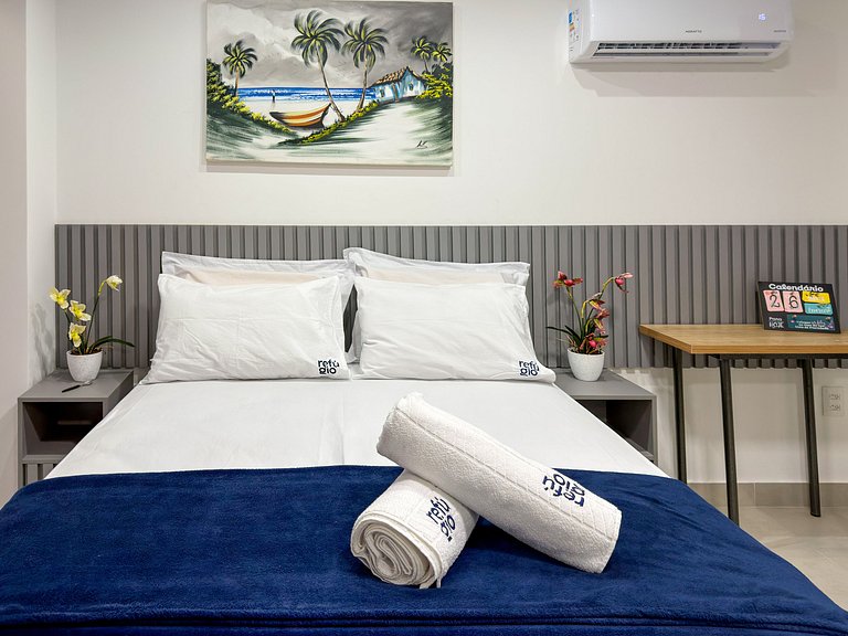 Apto Completo | Piscina c/ Vista | 120m da Praia