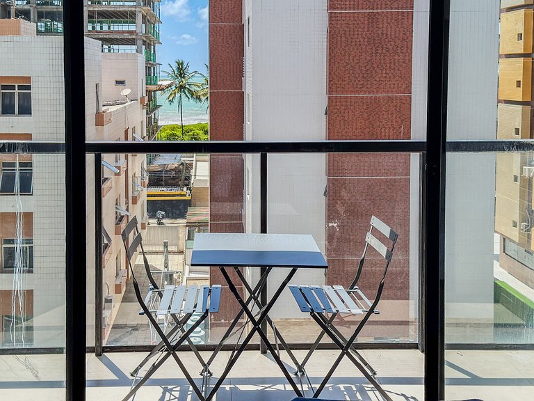 Apto Completo | Piscina c/ Vista | 120m da Praia