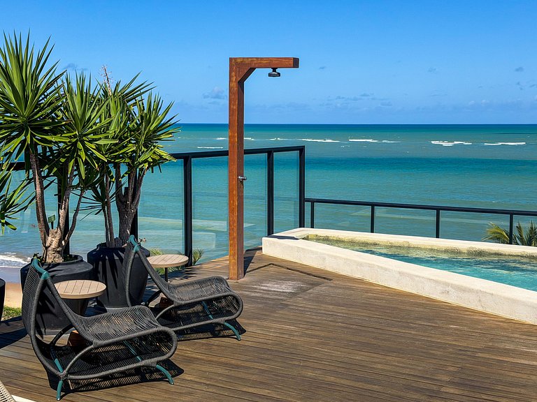 Estúdio c/ Terraço | Beira Mar c/ Piscina