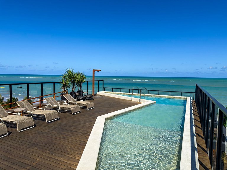 Estúdio c/ Terraço | Beira Mar c/ Piscina