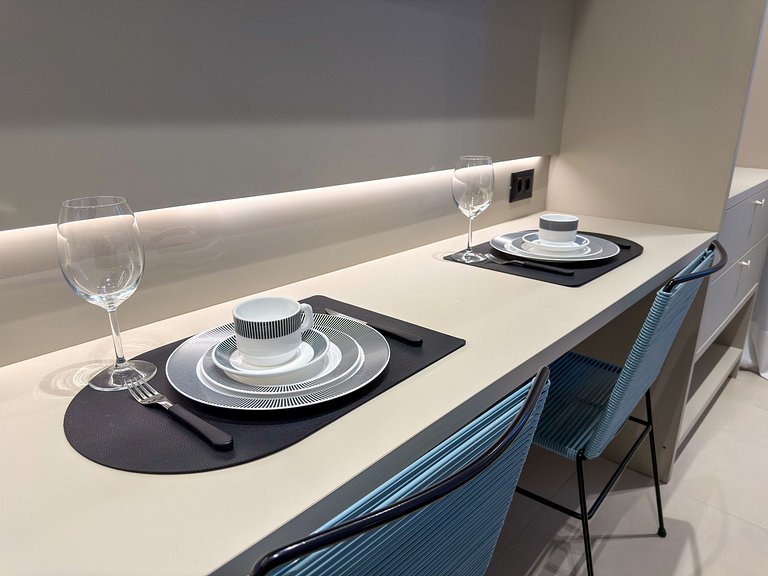 Studio Incrível | Beira-Mar + Piscina Panorâmica