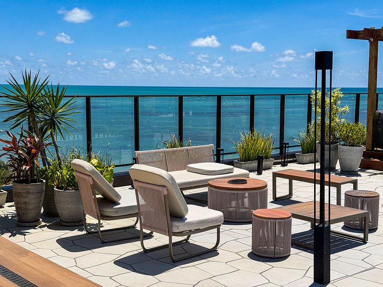 Studio Vista Mar | Pé na Areia + Piscina Incrível