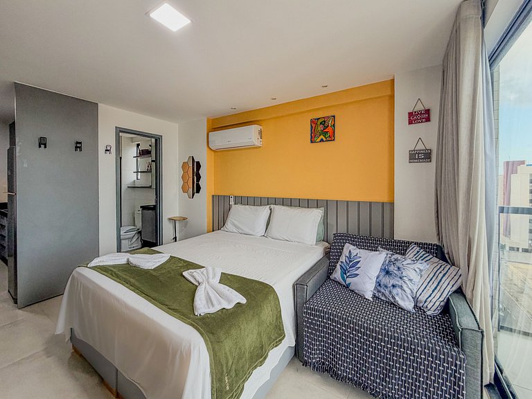 Studio Incrível + Varanda | 200m da Praia