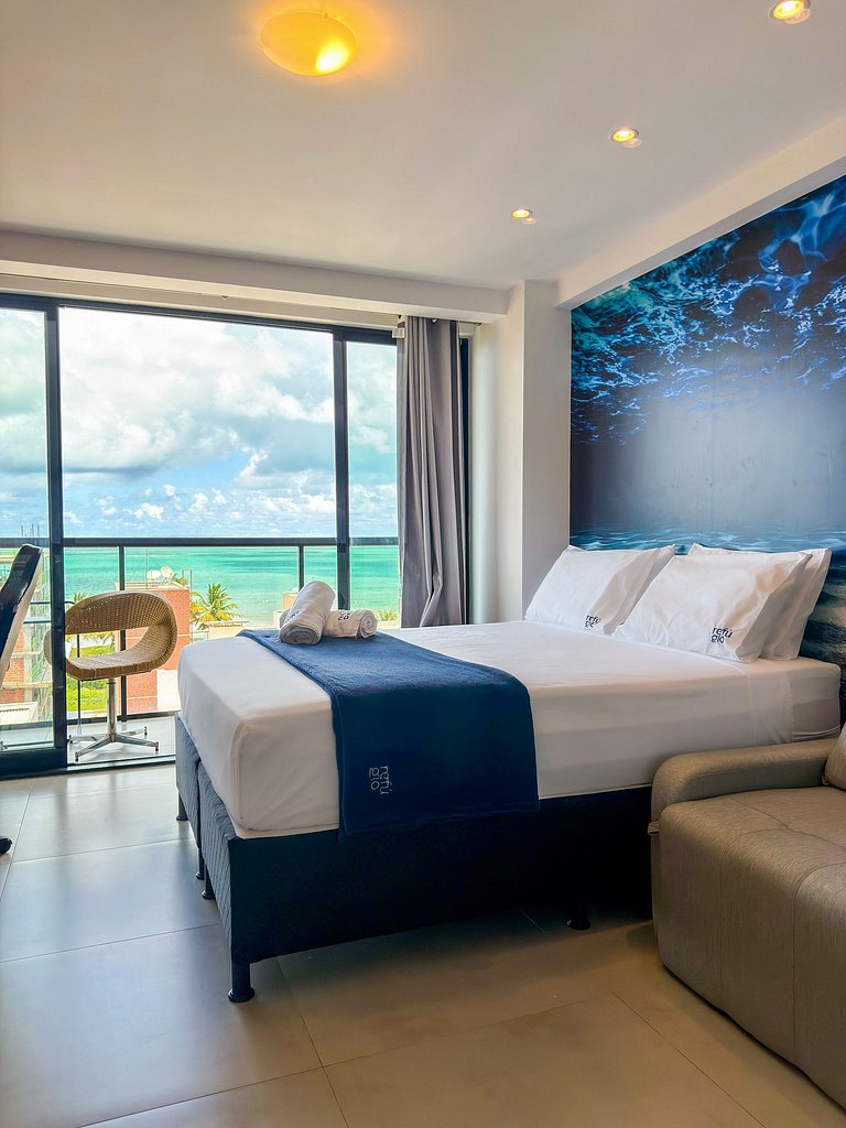 Vista Incrível | Varanda | Piscina | 120m da Praia