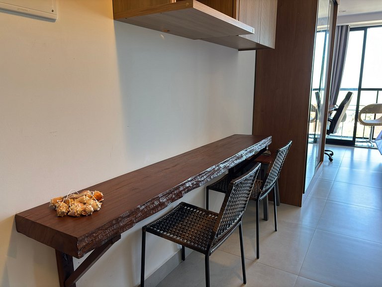 Vista Incrível | Varanda | Piscina | 120m da Praia